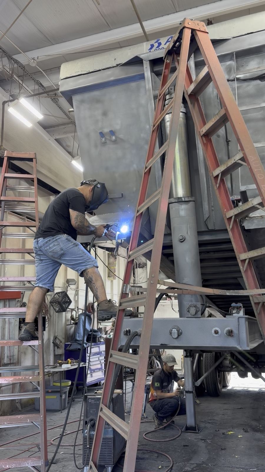 Welding repair after sandblasting